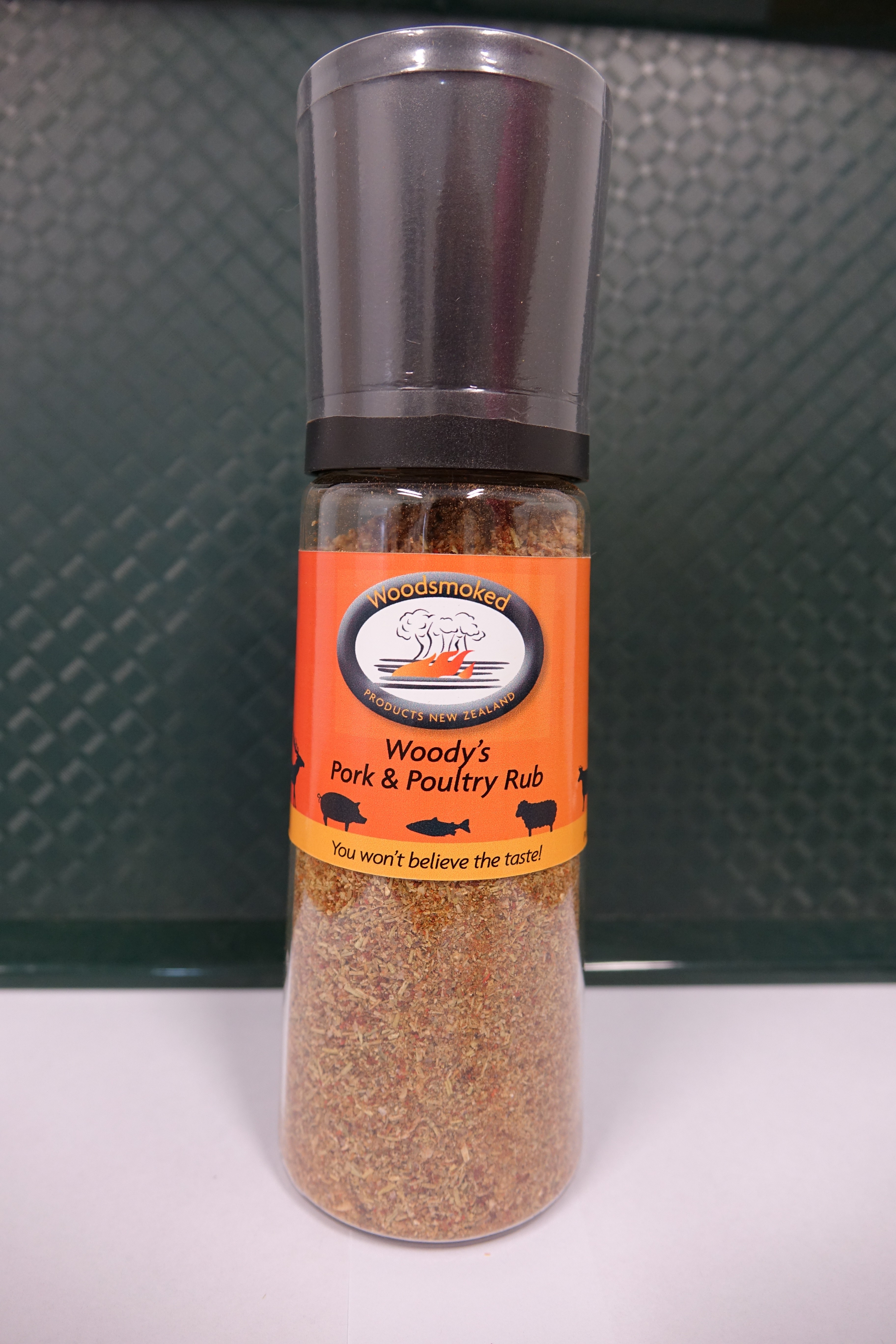  Woody's Smokey Maple Pork & Poultry Rub (with an adjustable disposable grinder) 200 grams